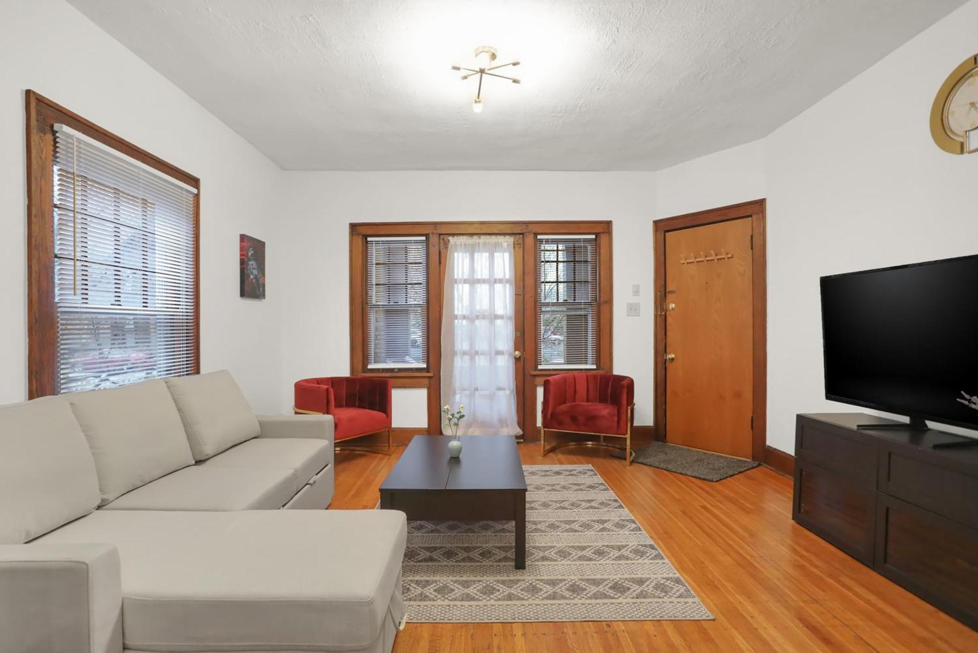 Comfy Apartment In Indianapolis Bagian luar foto